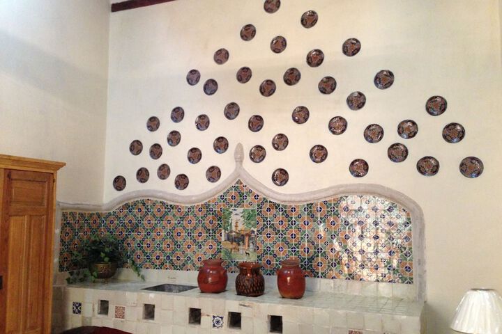 Room 5 of 11