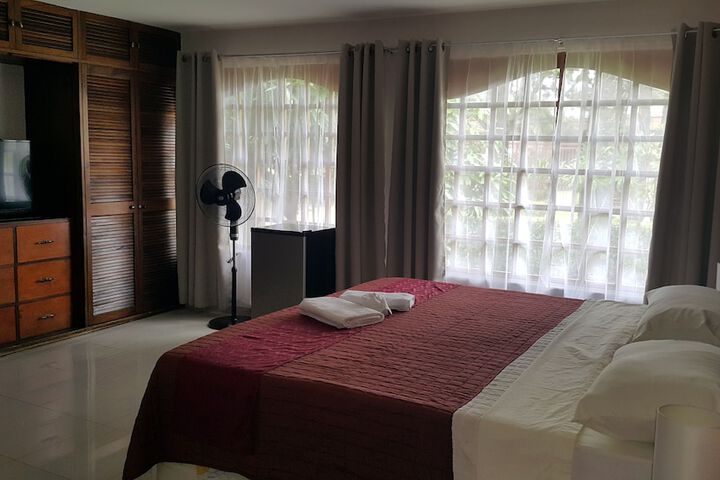 Room 11 of 39