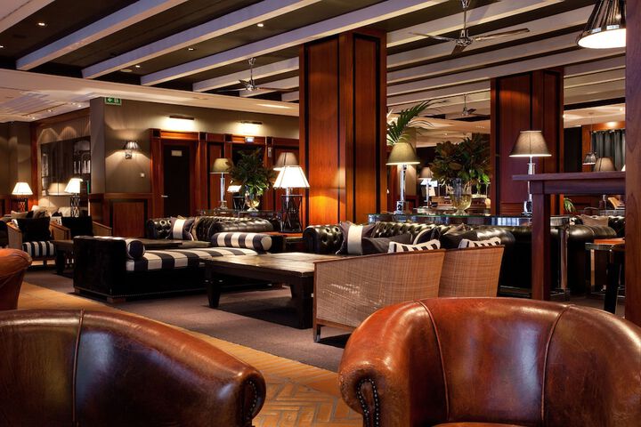 Guest Lobby