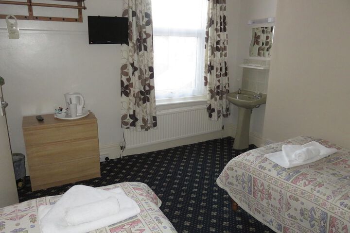 Room 10 of 49