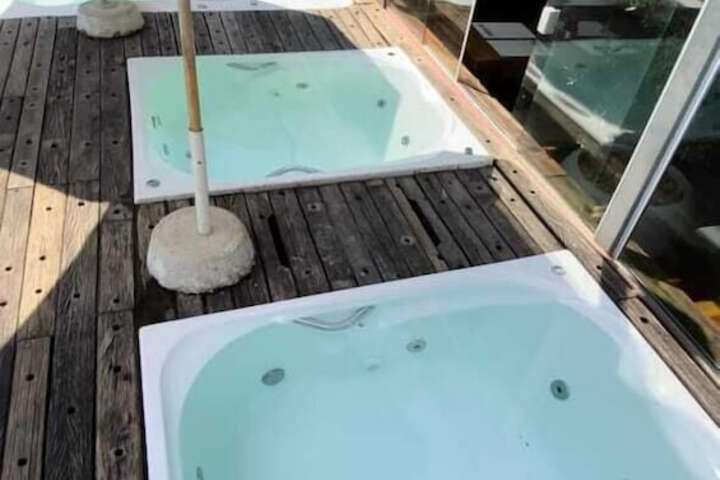 Pool 66 of 70
