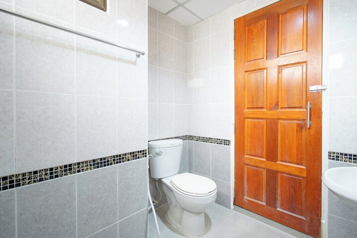 Room 18 of 29
