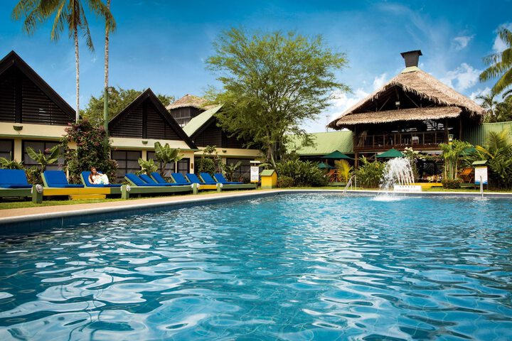 Hotel with Pool