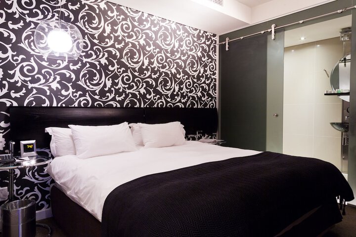 Room 11 of 56