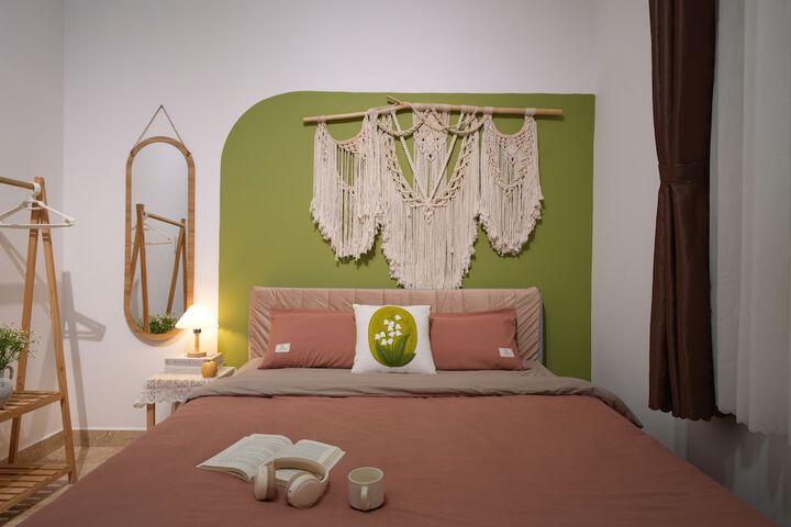 Room 16 of 70