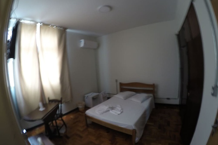 Room 5 of 48