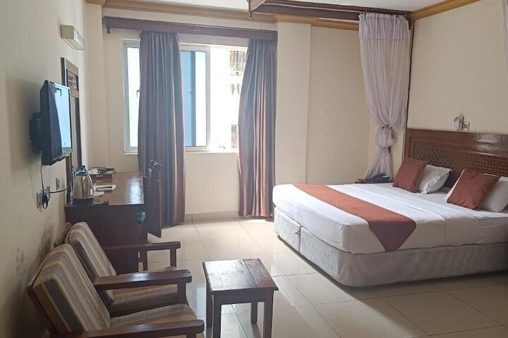 Room 21 of 43