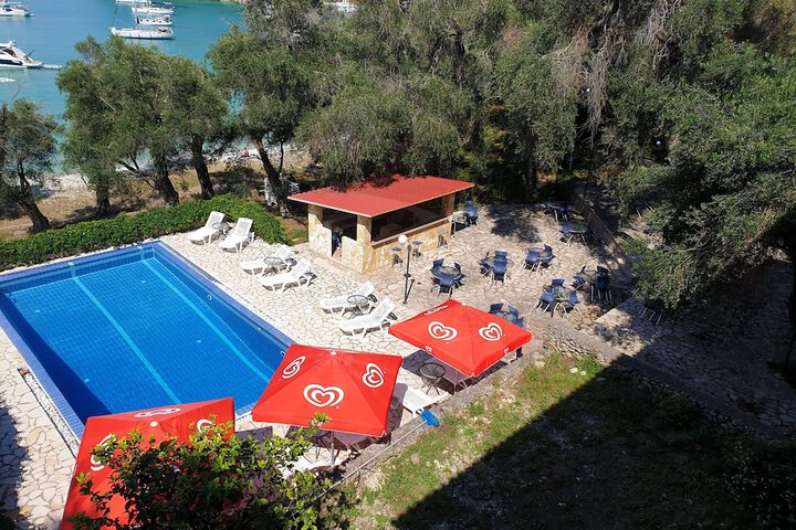 Pool 44 of 81