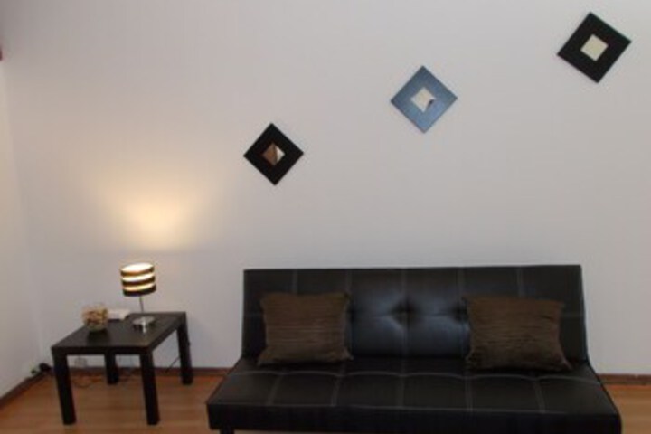 Room 15 of 32