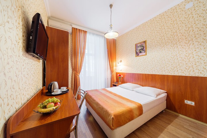 Room 17 of 50