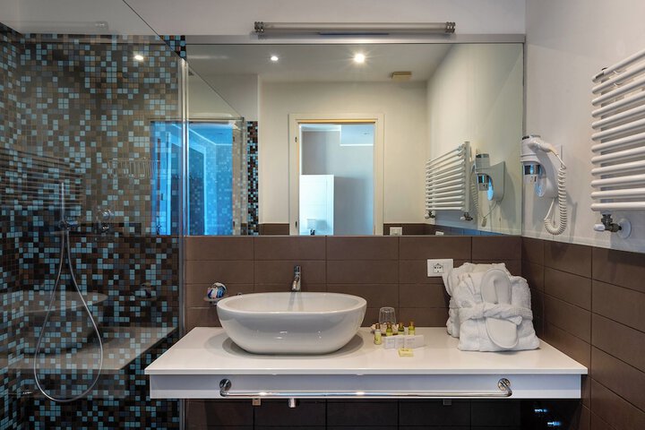 Bathroom Interior Photo