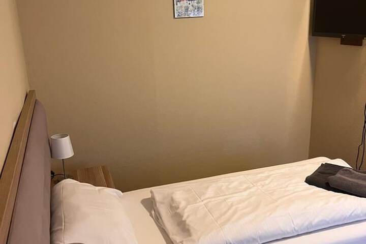 Room 15 of 51