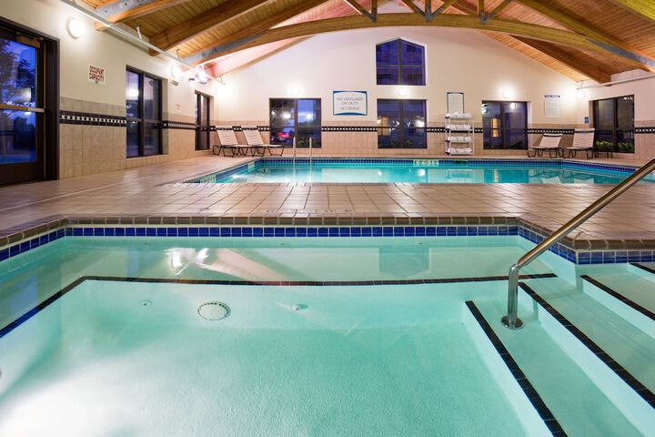 Pool 38 of 63