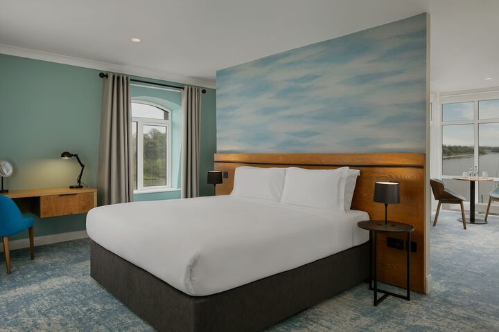 Room 7 of 50