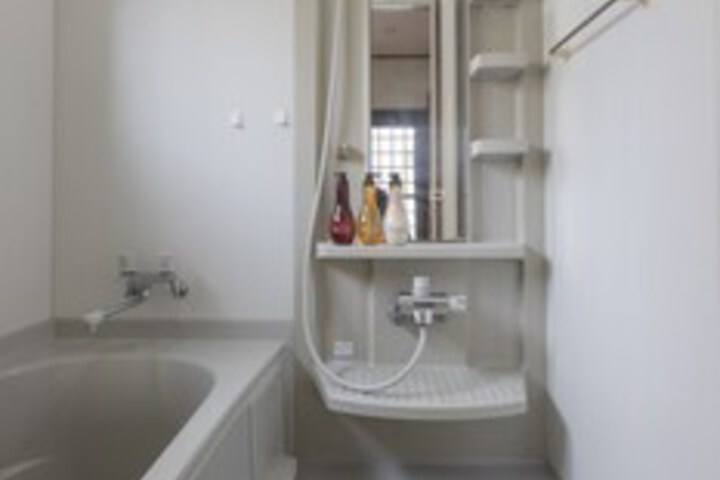 Room 4 of 36
