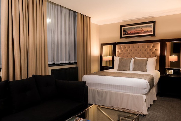 Room 42 of 86