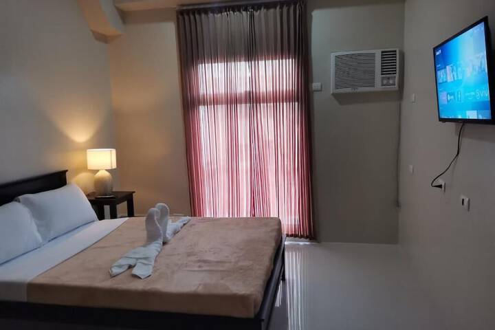 Room 9 of 24