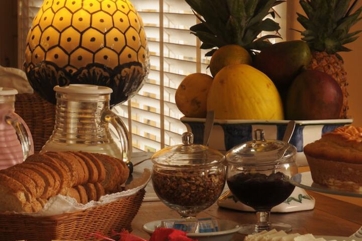 Dining 66 of 105