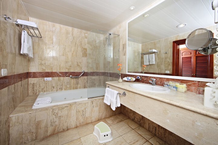 Bathroom Interior Photo