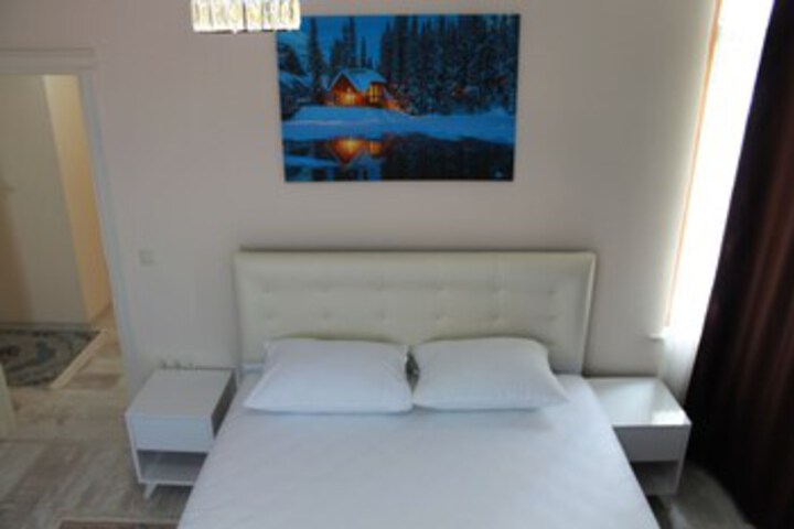 Room 25 of 30