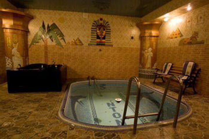 Spa 40 of 53