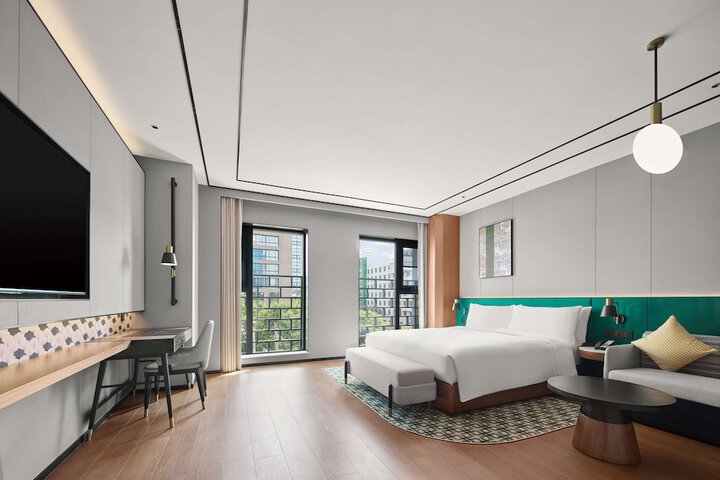 Room 5 of 53