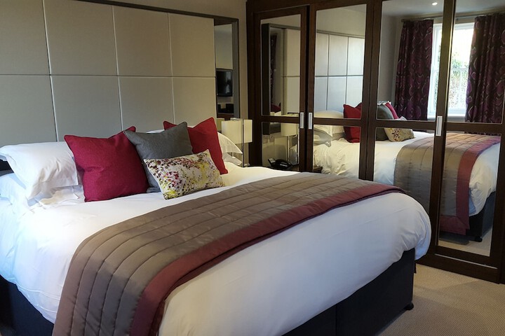Room 8 of 88