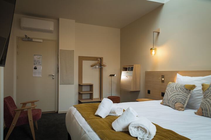 Room 22 of 109