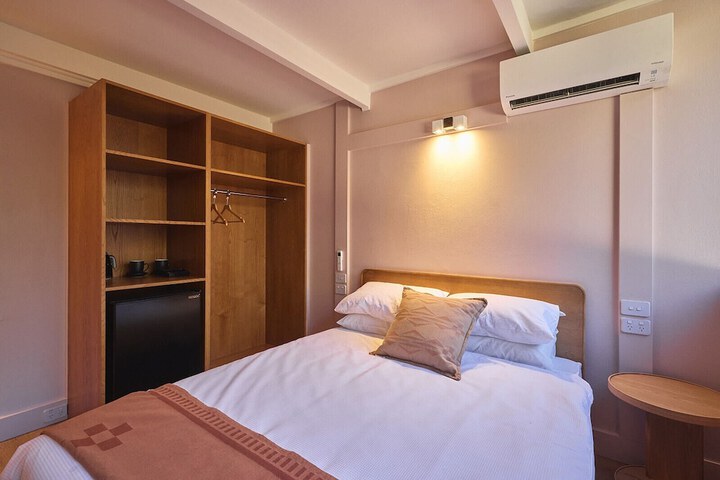 Room 15 of 56