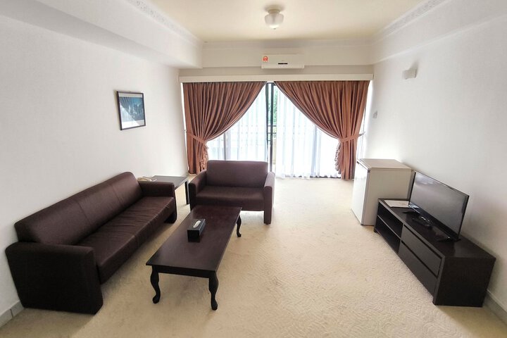 Room 15 of 41