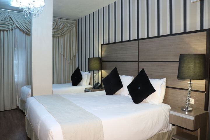 Room 28 of 80