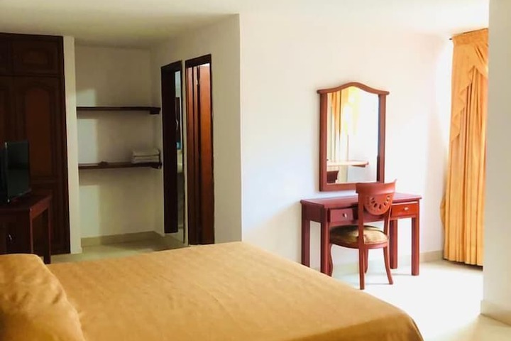 Room 15 of 65
