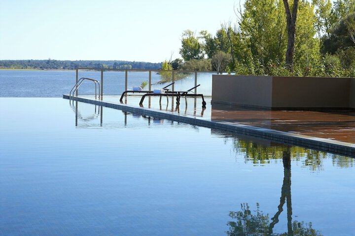 Pool 74 of 118