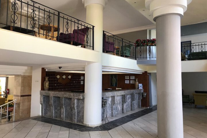 Hotel Interior 9 of 48