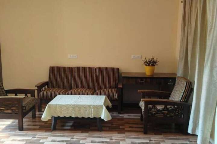 Room 16 of 31