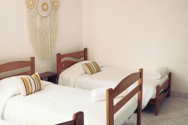 Room 4 of 35