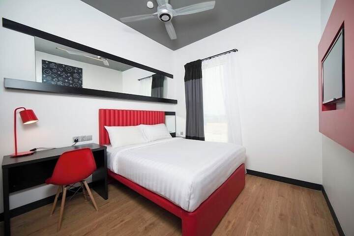 Room 19 of 53