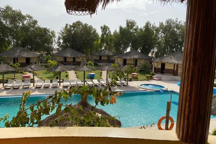 Hotel & Campement du Lac Rose