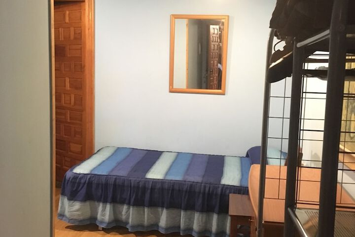 Room 8 of 63