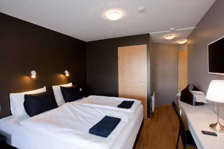 Room 10 of 59