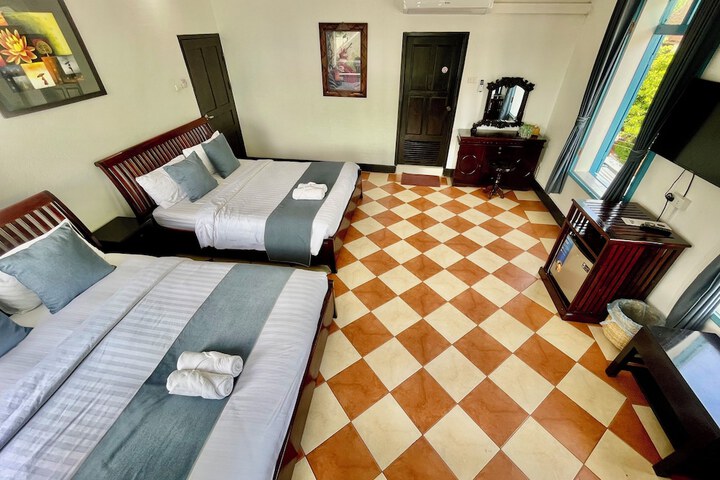 Room 21 of 47