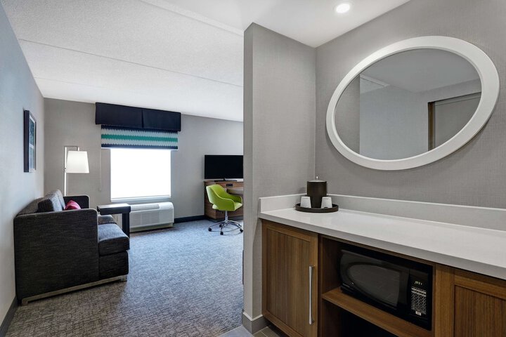 Room 27 of 50