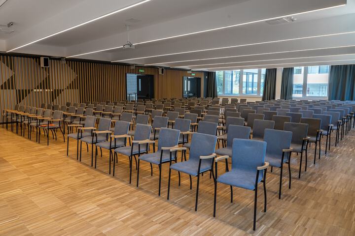 Ballroom/Hall 36 of 46