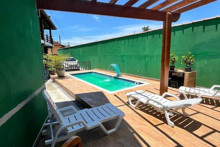 Pool 15 of 30