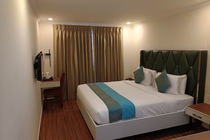 Room 14 of 63