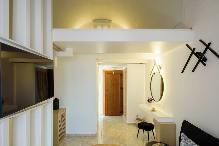 Room 47 of 91