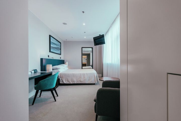 Room 20 of 105