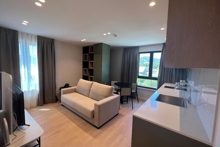 Room 17 of 46