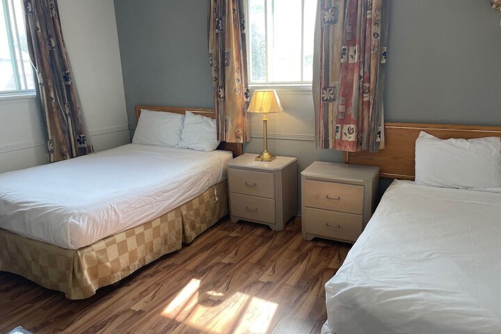 Room 11 of 29