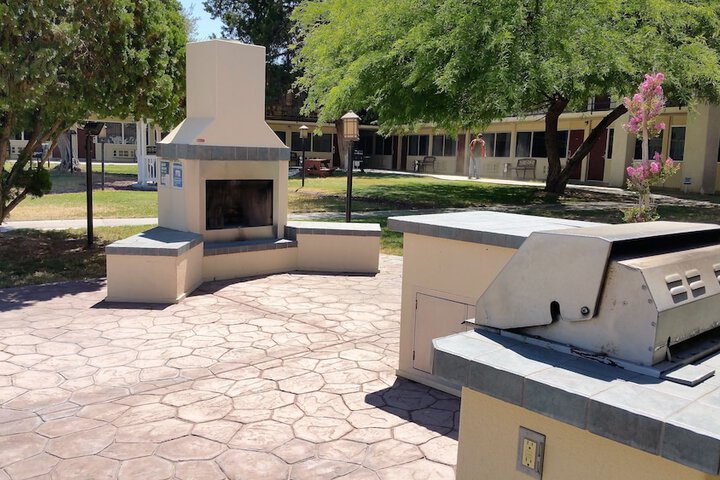 BBQ/picnic area